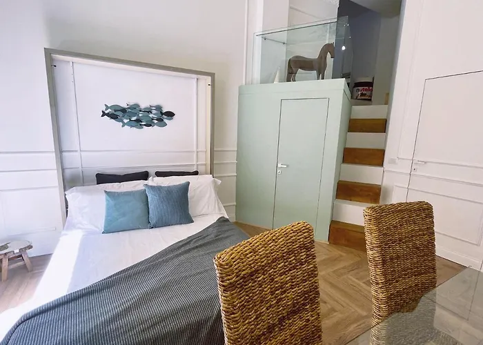 Happy Family Cairoli Apartmán