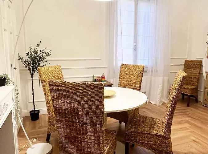 Happy Family Cairoli Apartman Genova