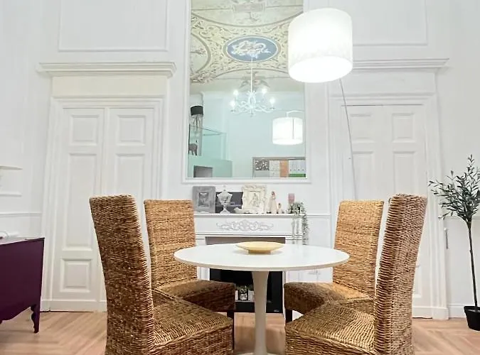 Happy Family Cairoli Apartmán *